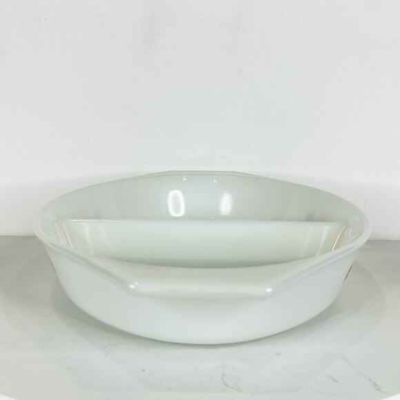 Vintage PYREX Town and Country 1.5 Quart Divided Oval Ovenware #13 Kitchenware - Picture 4 of 11